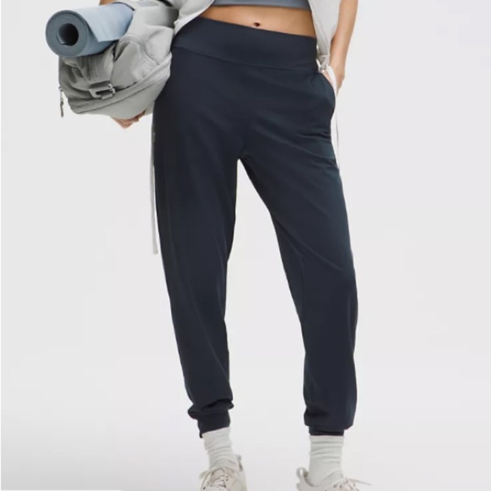 Lululemon Align High Rise Jogger Black Activewear Pants Size 8